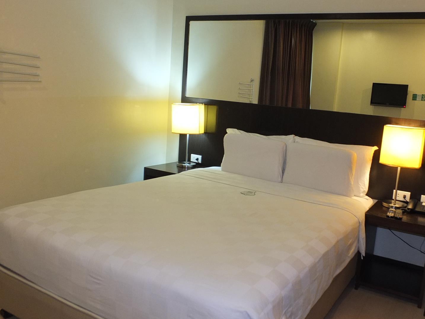 โกโฮเต็ล ดูมากวยเต Hotel Dumaguete City ภายนอก รูปภาพ
